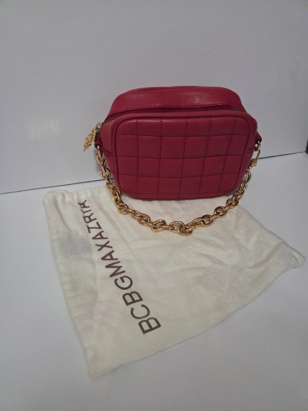 BCBGMAXAZRIA Pink Quilted Mini Bag Gold Chain Camera Bag with Dust Bag